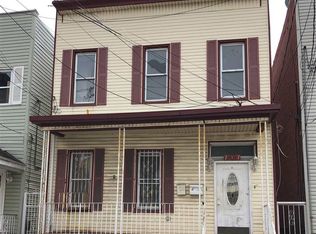 717 24th St, Union City, NJ 07087