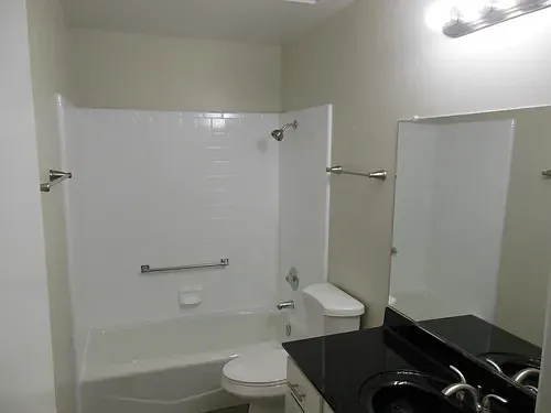 East View Apartments — Photo 14