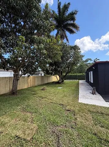 14240 S Biscayne River Rd — Photo 9