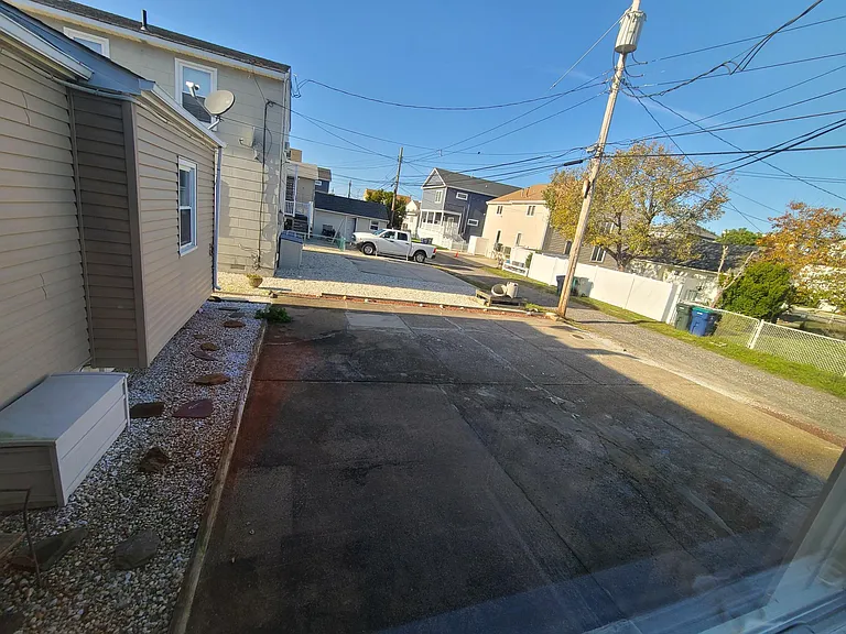 243 36th St S #C — Photo 22