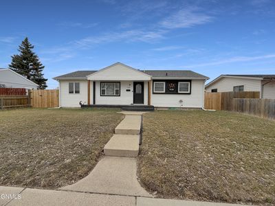 1102 17th St W, Williston, ND, 58801