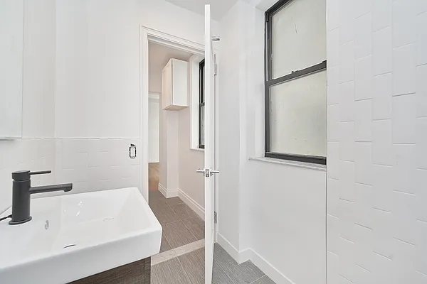 Rented by Living New York | media 17