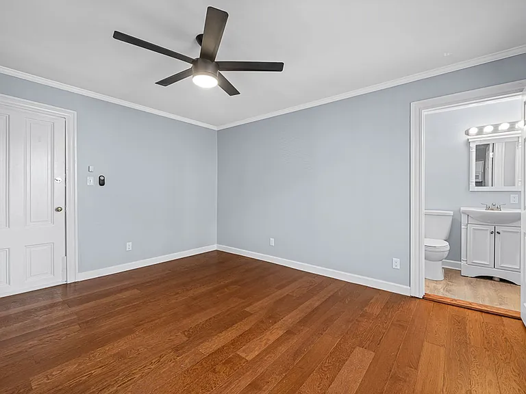 61 Cedar St — Photo 23