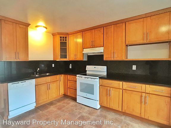 2nd image of 4142 Aquarius Cir