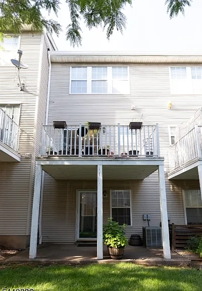 248 Warren St — Photo 23
