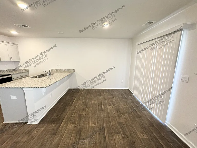 308 Oakmont Valley Trl — Photo 4