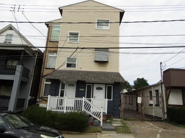 7529 Roslyn St, Pittsburgh, PA 15218
