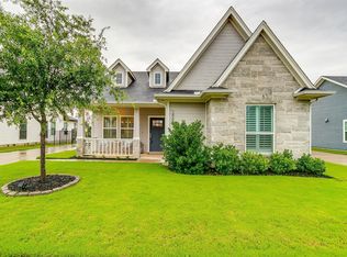 1564 Lizzie Ln, Burleson, TX 76028
