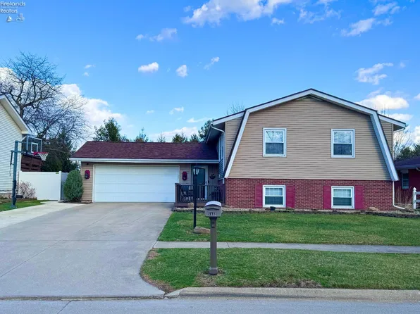 1453 White Ave, Fremont, OH 43420