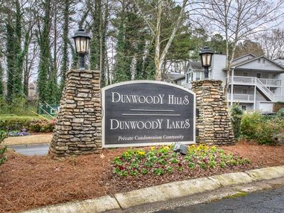 1402 Gettysburg Pl, Sandy Springs, GA, 30350