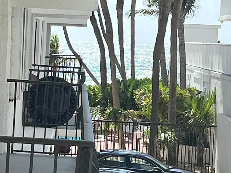 5415 Collins Ave #202A — Photo 7