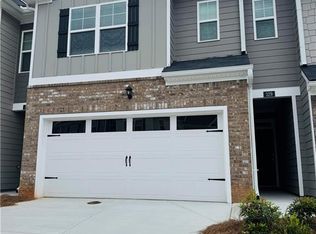 329 Elgin Dr, Lawrenceville, GA 30045
