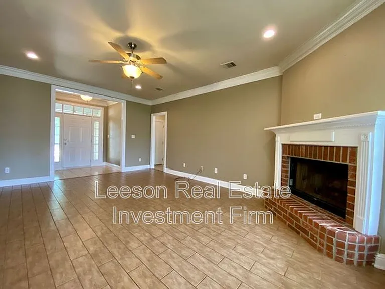 6015 Jason St — Photo 3