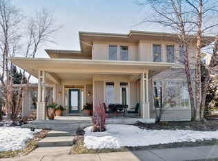 892 Shooting Star Rd, Grayslake, IL 60030