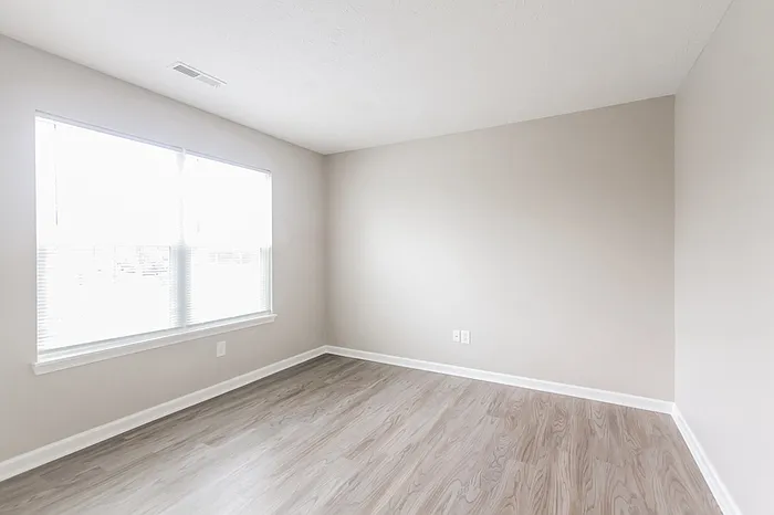 224 Rolling Ridge Dr — Photo 7