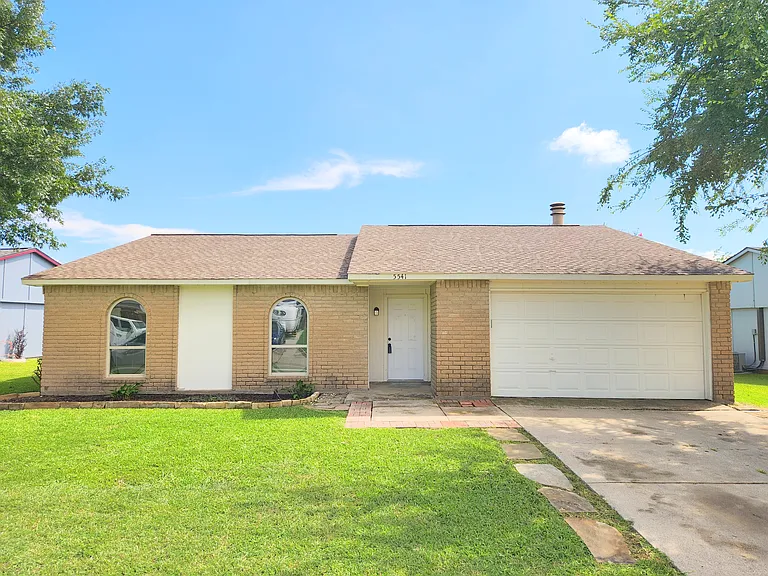 5541 Ragan Dr — Photo 1