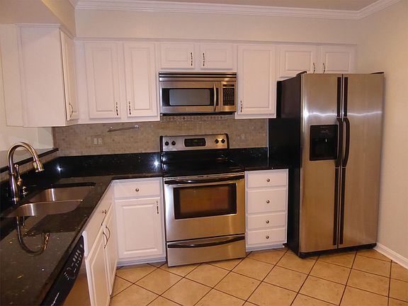 2nd image of 3746A Madison Ln