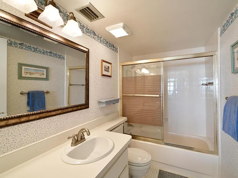 7085 Gulf Of Mexico Dr #21 — Photo 17