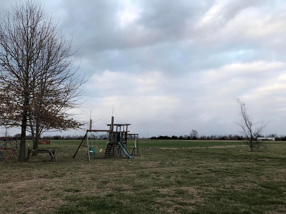 2nd image of 23885 Jaguar Rd