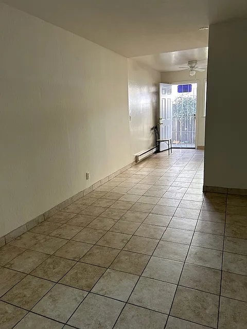 Building Photo - 1647 Merrill Dr #6