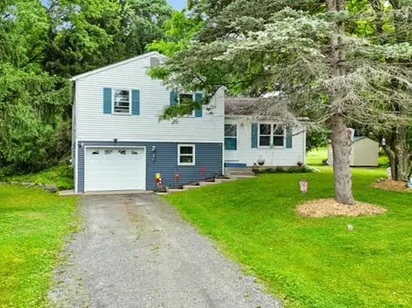 19 Willow Ln, Conklin, NY 13748