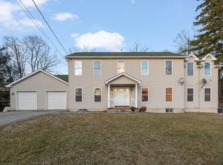 2 Gregory Ln, Central Valley, NY 10917