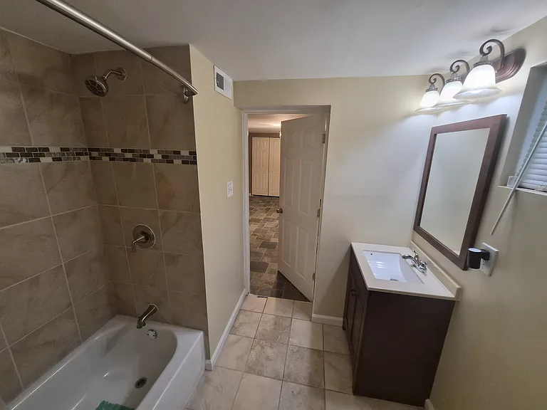 3701 Hamilton St — Photo 31