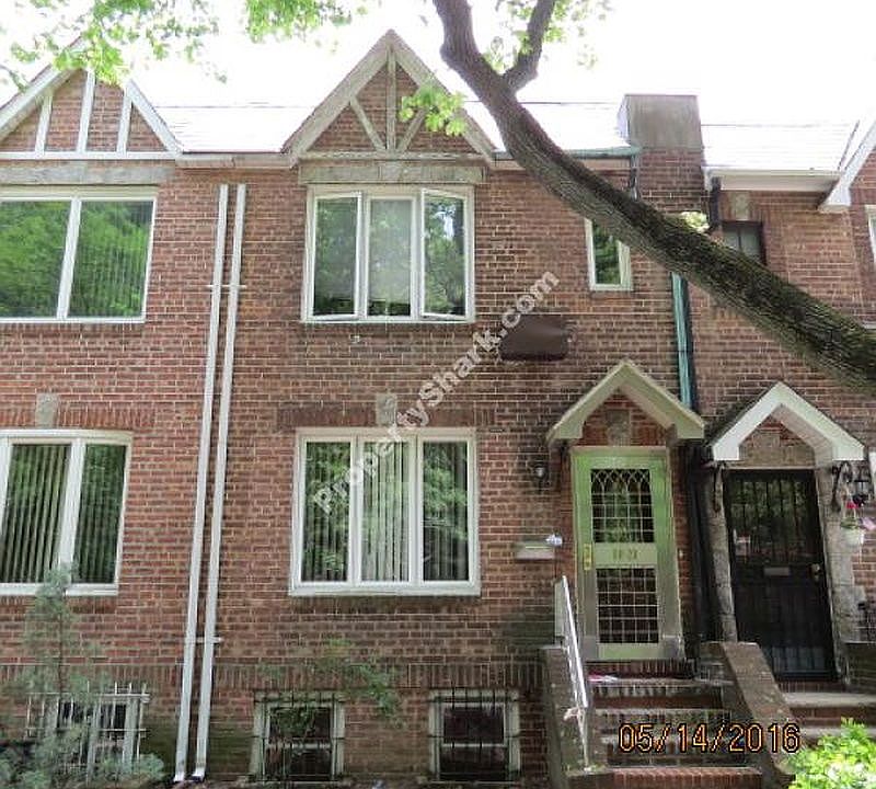 1st image of 80-20 Park Ln S #1