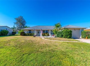3135 Gulf Gate Dr, Sarasota, FL 34231