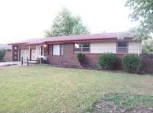 9318 W 9th St N, Wichita, KS 67212