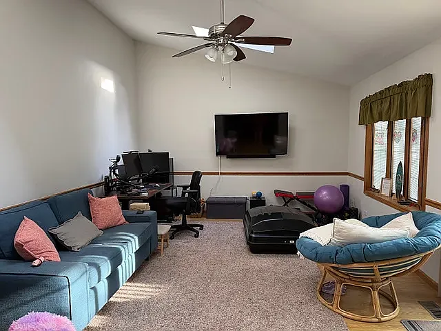 325 Bingham Cir — Photo 14