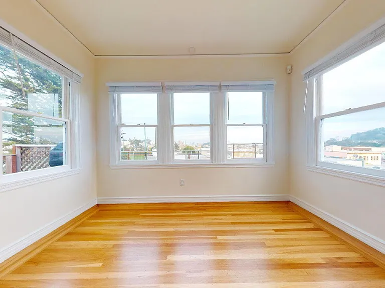 40 Loyola Ter — Photo 26