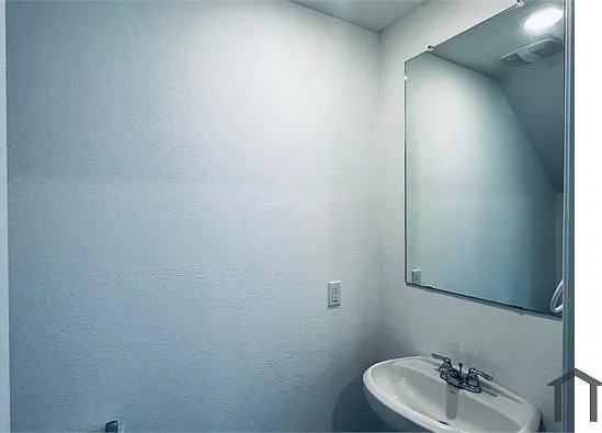 10135 Ana Hts — Photo 10