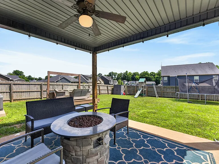 1200 Eagles Nest Ln — Photo 30