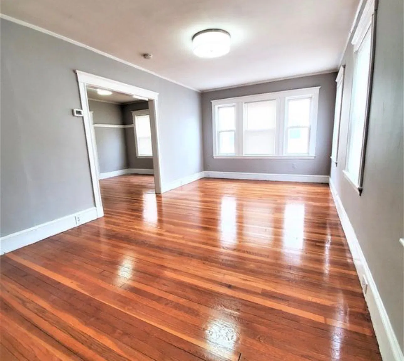 2 bed, 1022 sqft, $2,350 — Photo 4