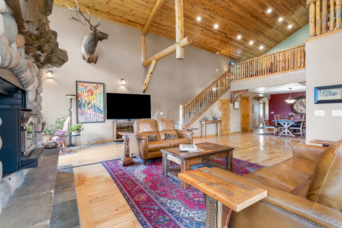 next background image