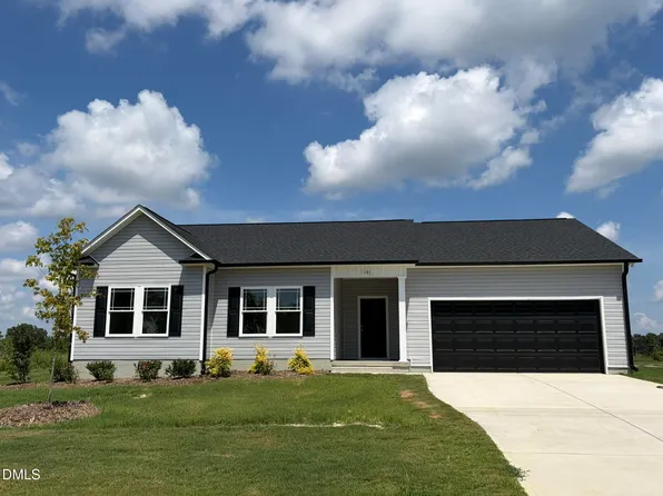 101 Barbours Place Dr, Four Oaks, NC 27524