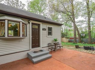 695 E Shore Rd, Hewitt, NJ 07421