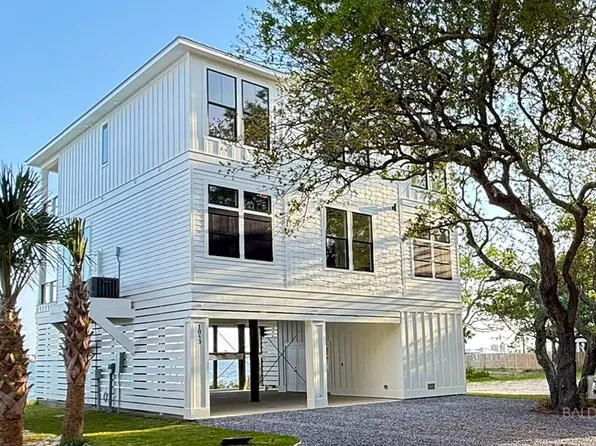1053 Water Oaks Cir, Gulf Shores, AL 36542