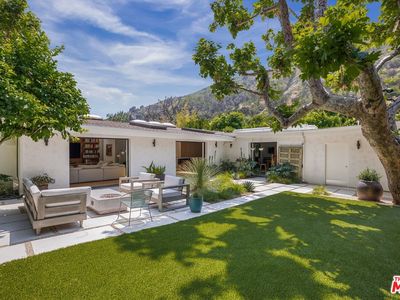 3328 Mandeville Canyon Rd, Los Angeles, CA, 90049