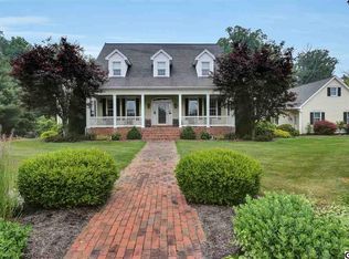 21 McCoy Ln, Carlisle, PA 17015