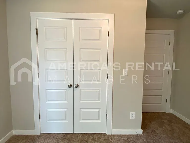 1385 Brookhaven Dr — Photo 13
