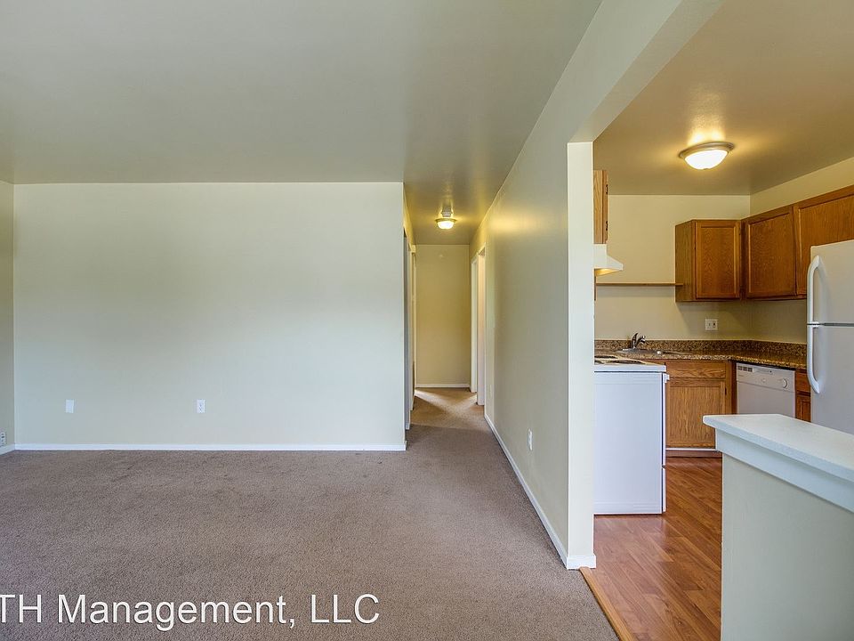 Meadowview Townhomes 425 Meadow View St Fowlerville MI Zillow