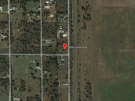 4th image of 29528 Poplar Dr