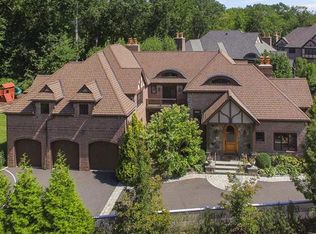 11 Brittany Cl, Scarsdale, NY 10583