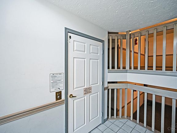 4th image of 5761 Cheviot Rd APT 3C