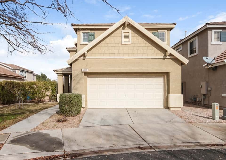 1st image of 8712 E Lakeview Cir