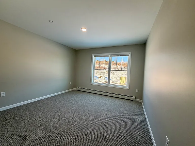 1544 Main St #1 — Photo 6