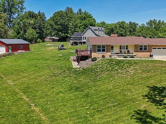 3rd image of 485 Pakey Rd