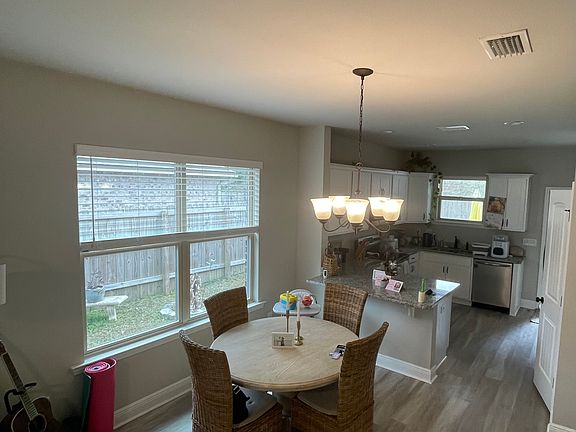 3rd image of 6042 Beulah Oaks Dr